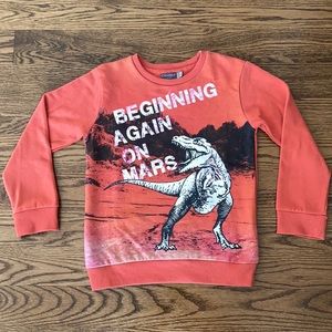 Canada House sweatshirt NWOT